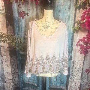 Free People Bohemian lilac and bronze top, size medium, good condition